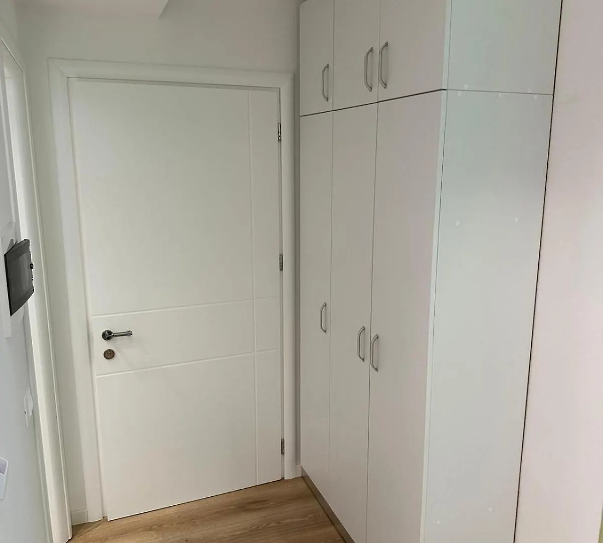 Luxury Apartment Tirana 0*,