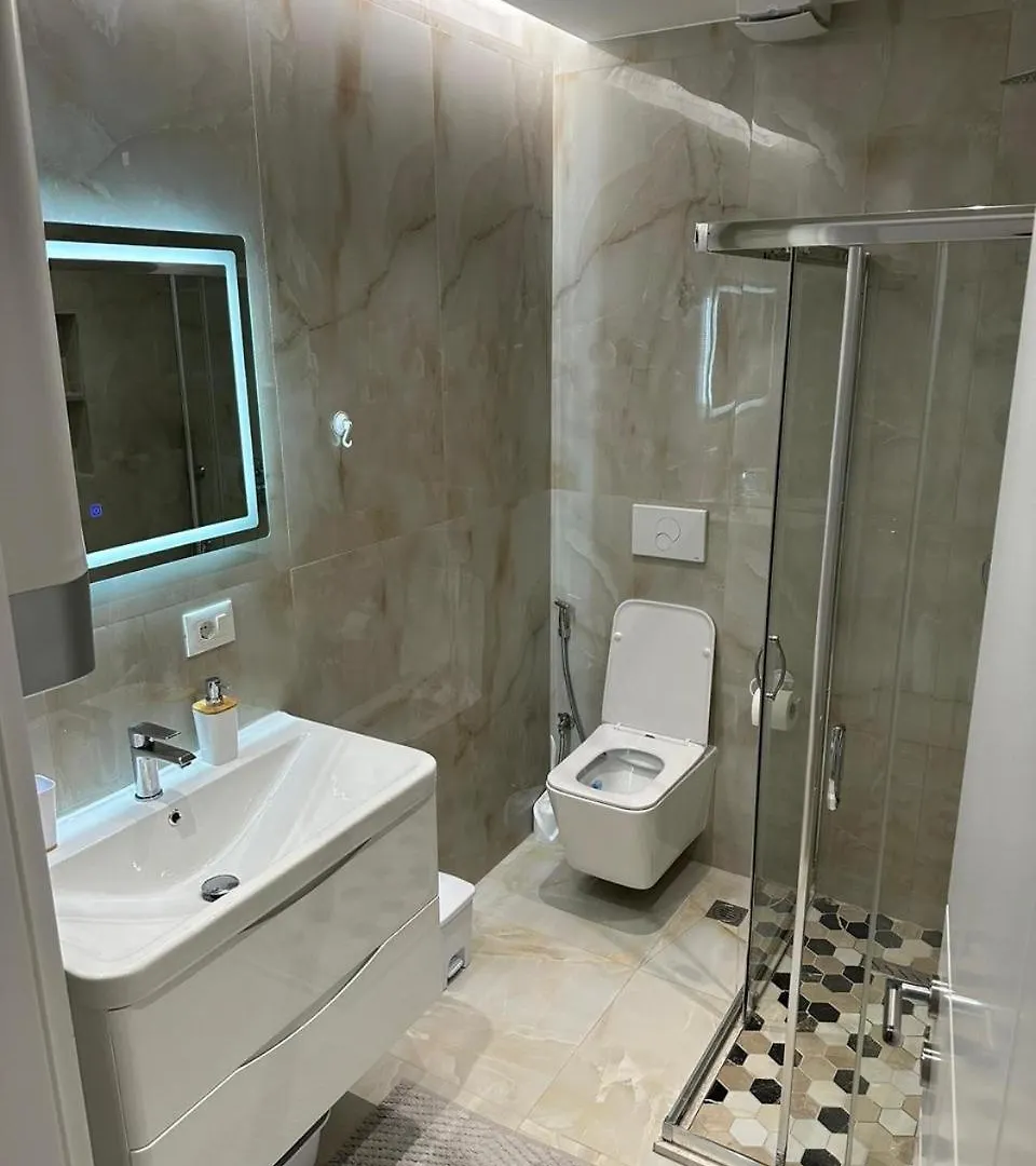 Luxury Apartment Tiran 0*,  Arnavutluk